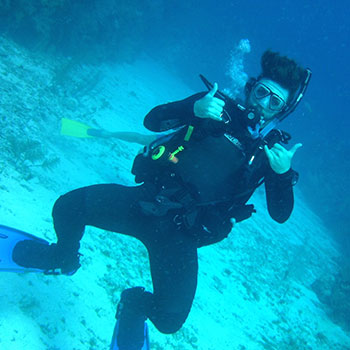 Brandon Magee scuba diving