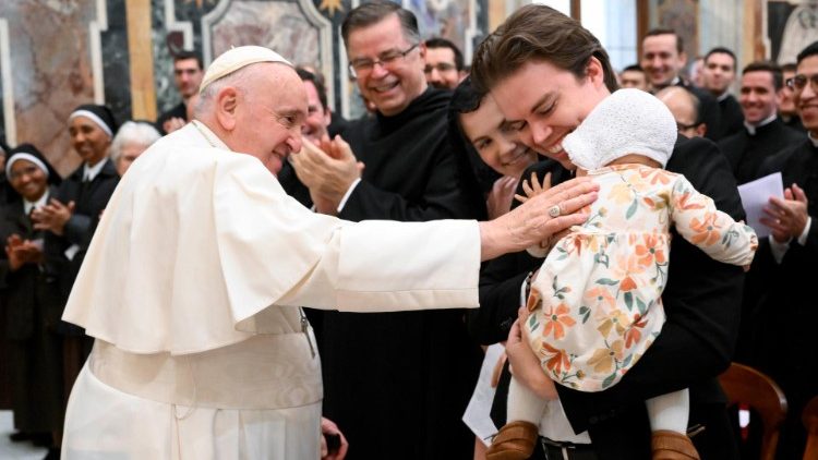 Stephen Smith family meets the pope