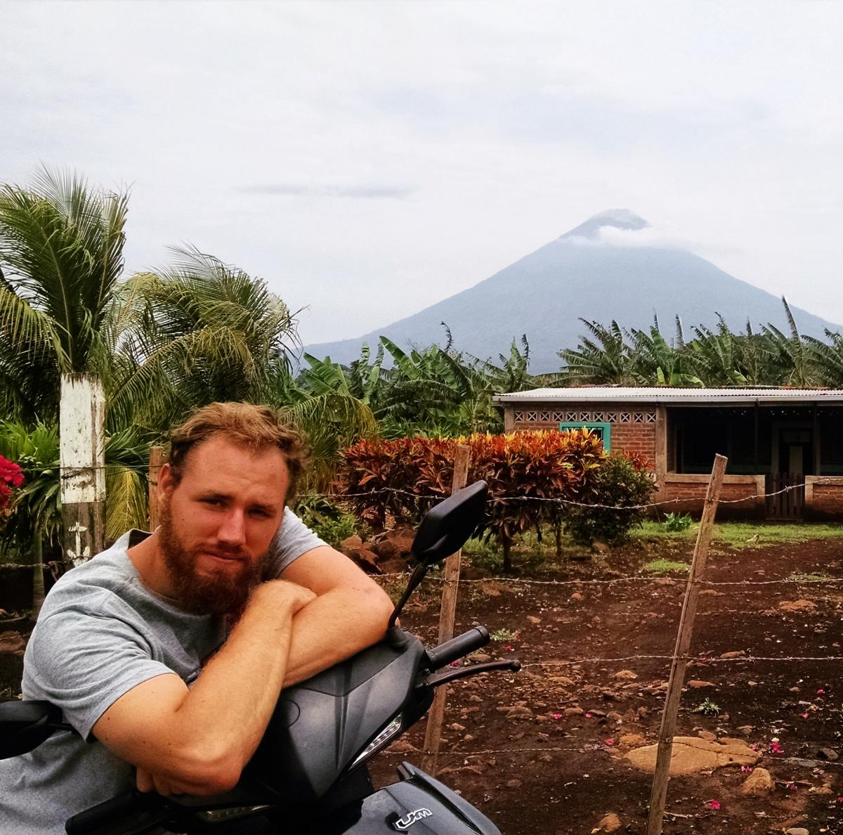 Nick Johnsons traveling, mountains