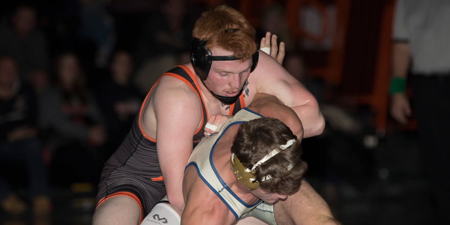 Wrestling JCU Dual