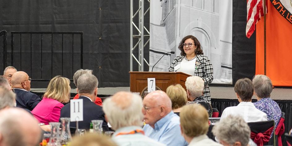 'Berg student Lillian Whitcomb shares her Heidelberg journey with Heritage Society members.