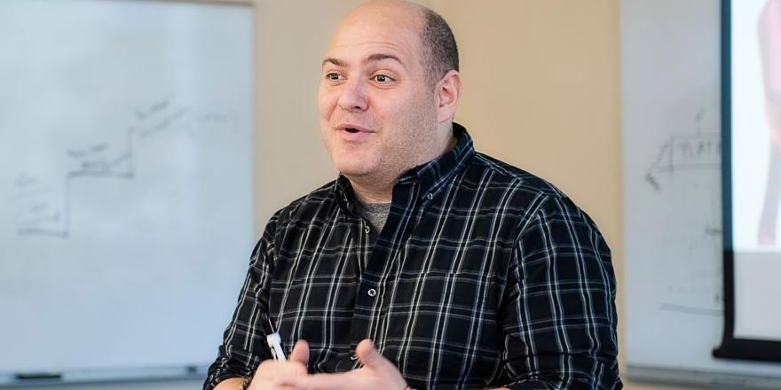 Professor Stephen Svoboda will be a keynote speaker in an upcoming CIC webinar on online course sharing.