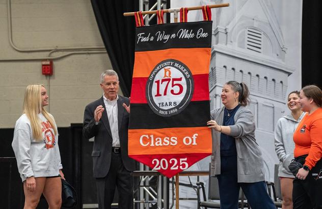 Class of '25 banner reveal