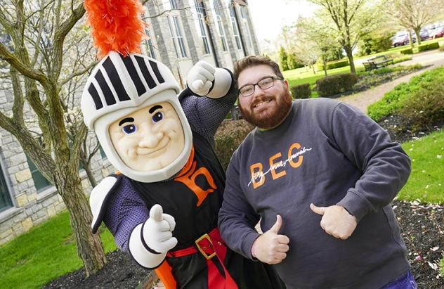 Siggy and Senate President Noah Kennard are getting ready for the annual Summer Send-Off event