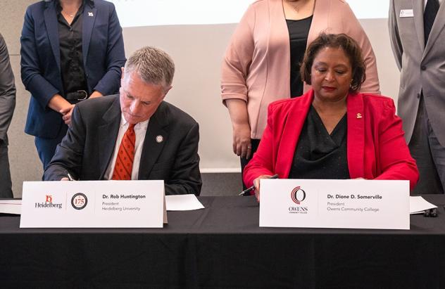 HU Owens Student Prince express signing